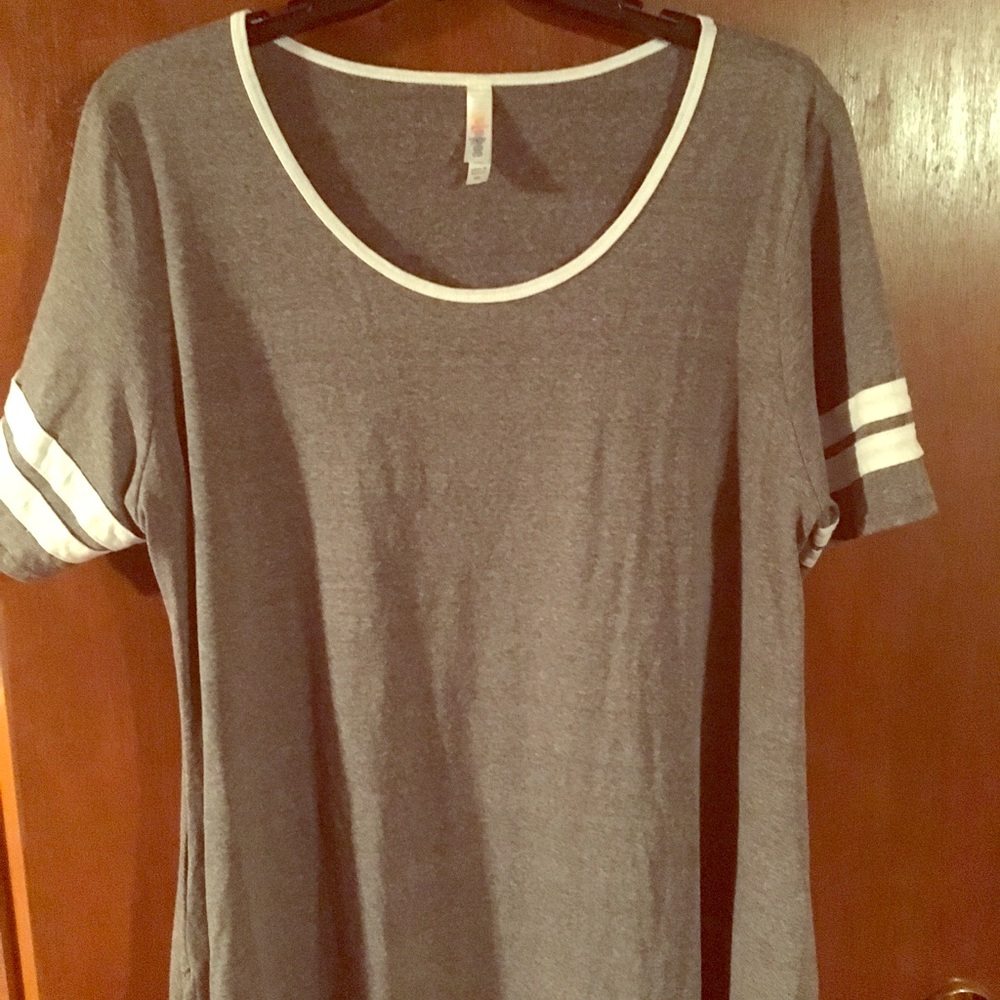 Lularoe 3x Perfect T
